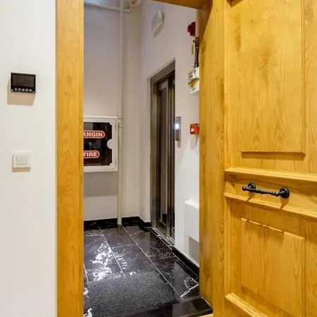 Apartment Metritikas Istanbul